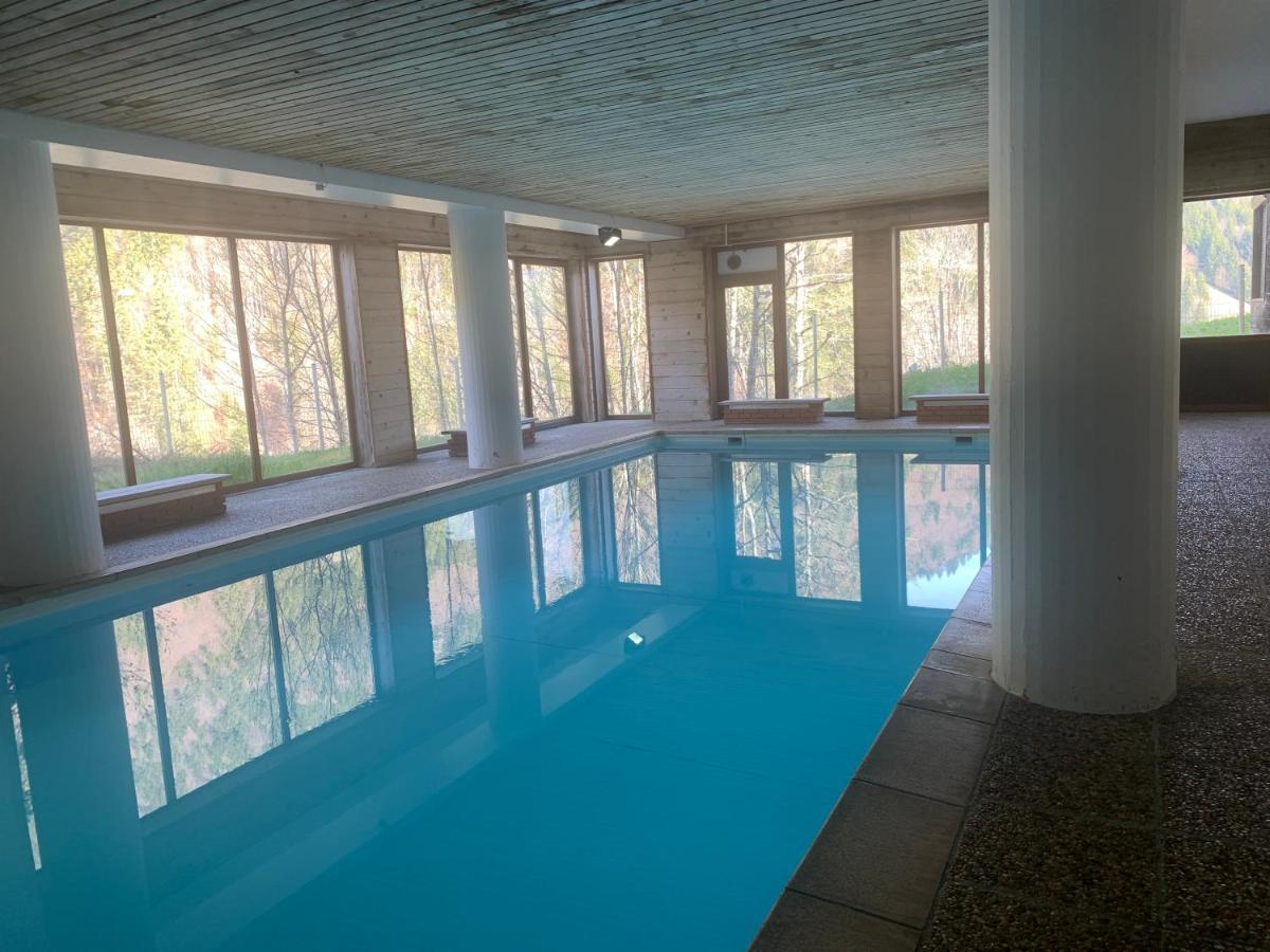 Appartement Avec Acces Piscine- Station- 4 Personnes Сен-Жан-д'Ольп Экстерьер фото